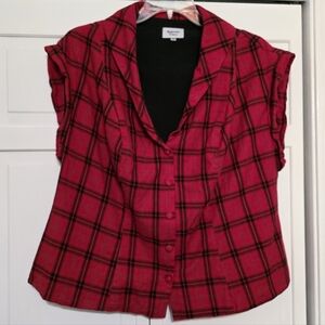 Unique Vintage Magnolia Place Sleeveless Plaid Red & Black Top 4X (1X)